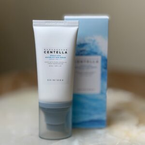 ضدآفتاب سنتلا اسکین ۱۰۰۴ (بی‌رنگ و سبک)