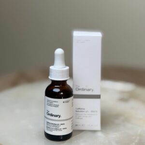 سرم دور چشم کافئین اوردینری